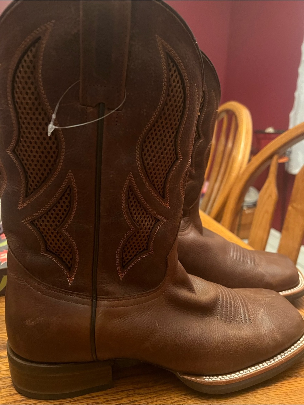 Cody James Men's Brown Leather Cowboy Boots with Decorative Stitching